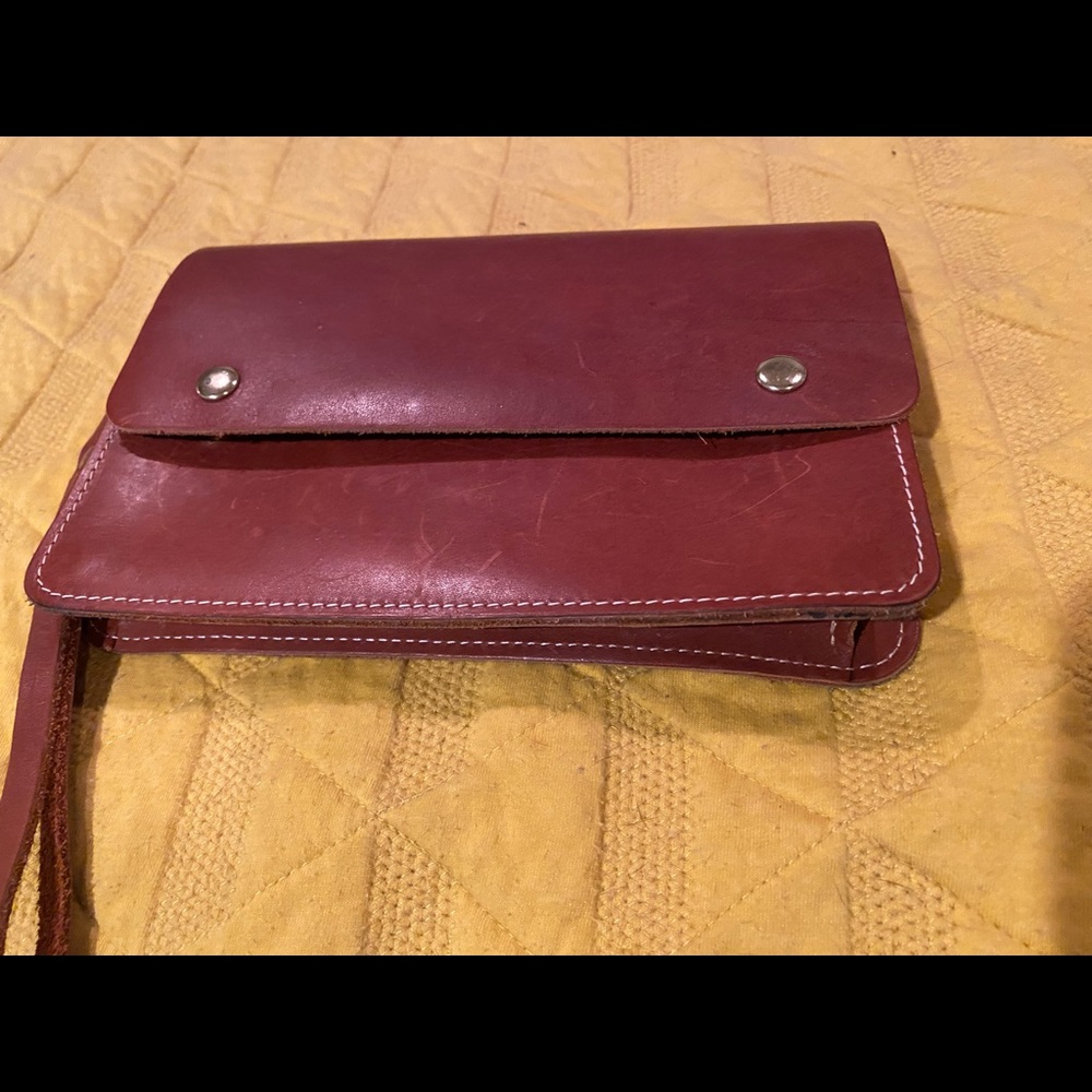 Like new Red Wing Heritage Clutch